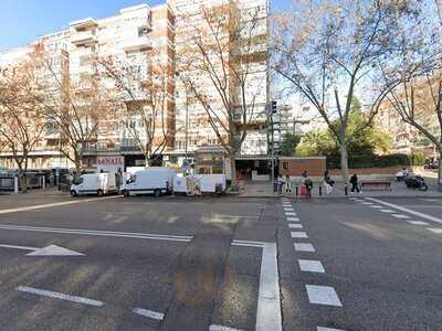 Pura Vida Green Bar & Market