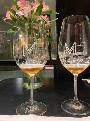 Marcela Tapas & Vinos