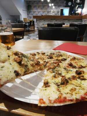 El Piupi Pizza A La Parrilla