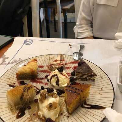 The Quick Greek Alcalá De Henares