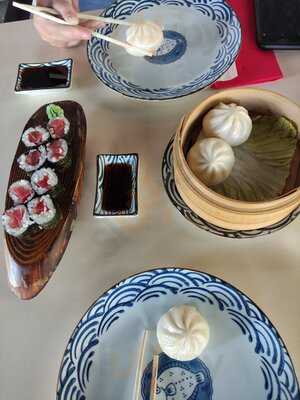 Inari Sushi Noodles Corea