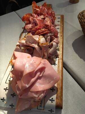 La Prosciutteria Di San Tommaso