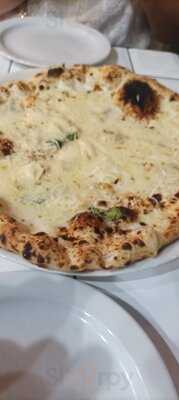 Pizzería Manammé Santa Cruz