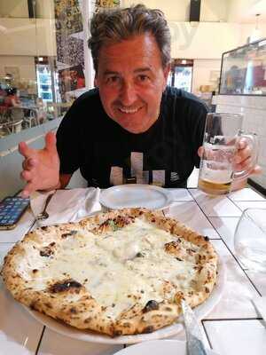 Pizzería Manammé Santa Cruz