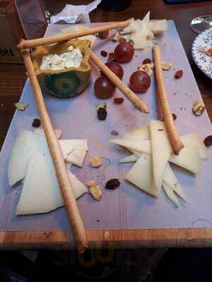 Bodega Pizzeria La Bella