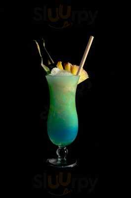 Zeri's Coffee & Cocktail