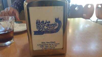 Panadería Confitería San Ginés