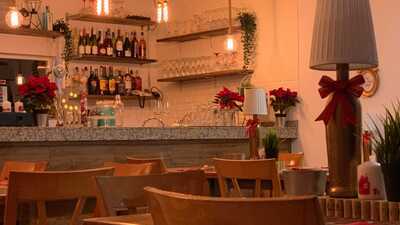 Genizai Bar Y Restaurante