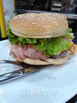 Mini Charcuteria Cafe And Bar