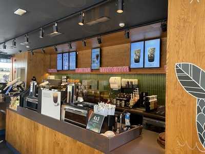 Starbucks Mcarthur Glen