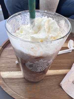 Starbucks Mcarthur Glen