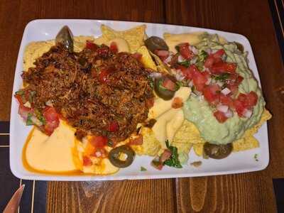 Puzzles Bar & Restaurant