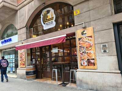 Puzzles Bar & Restaurant