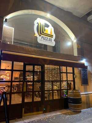 Puzzles Bar & Restaurant