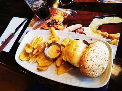 Foster’s Benidorm Bar