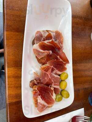 Raw & Grill The Brasserie