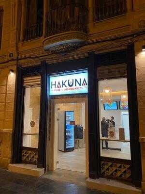 Hakuna Poke & Sushiburrito