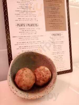 Cata Born By Catacroquet