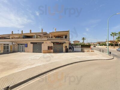 Es Mediterrani Café Restaurant