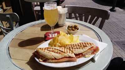 Carpe Diem Bar Cafeteria