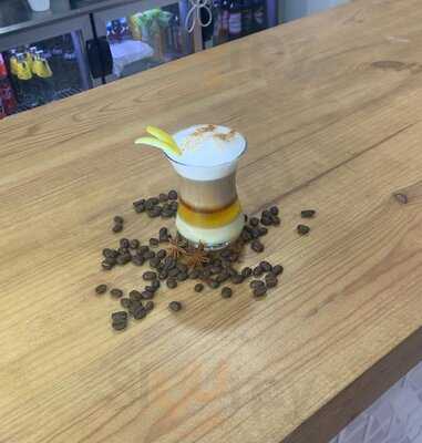 Veranda Food And Drink