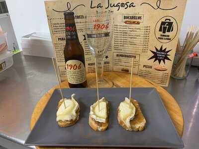 La Jugosa Burguer Bar