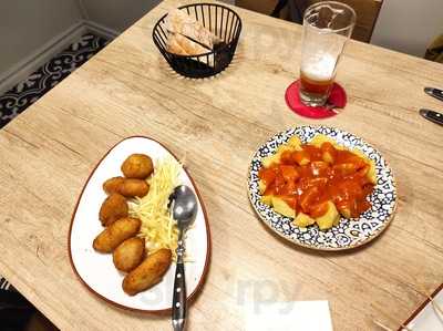 Ajetreo Café Taberna