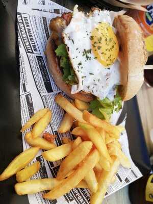 Aviador Burger And Beer