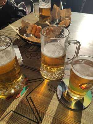 Aviador Burger And Beer