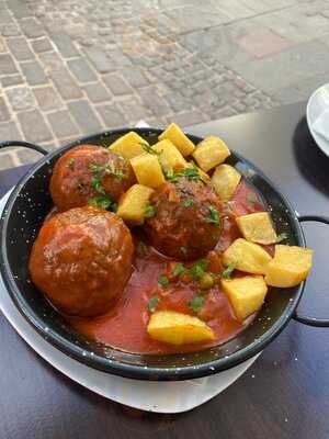 El Jaleo Tapas Bar & +