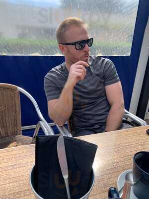 Woodys Cafeteria & Carvery