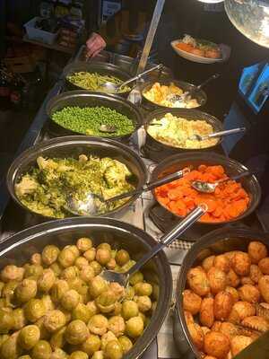 Woodys Cafeteria & Carvery