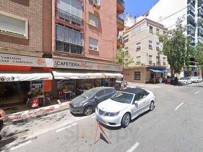 Cafetería Pelayo 23