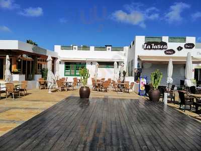 La Tasca Tapas Y Vinos