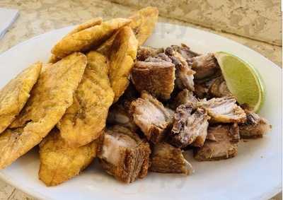 Holding Bar & Restaurante