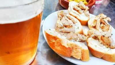 Taperia Las 4 Cañas