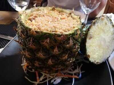 Happy Mango Your Thai Cafe