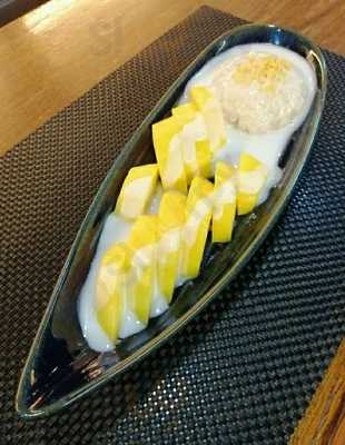 Happy Mango Your Thai Cafe