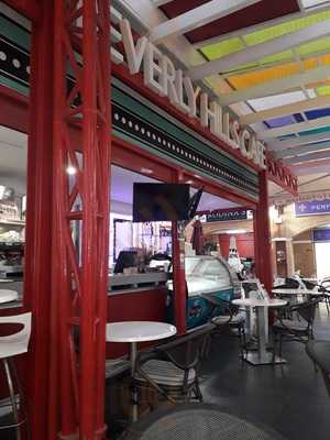 Café Bar Beverly Hill