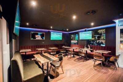 Vesta Lounge Restaurant