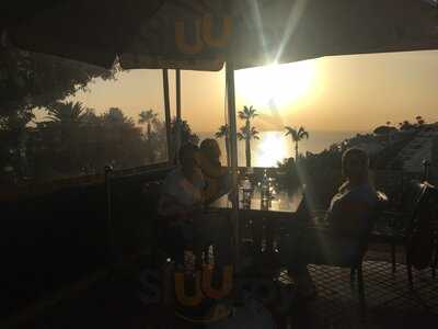 Byblos Lebanese & Internacional Food