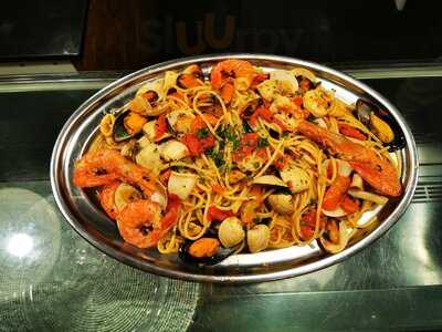 Amadeus - Tapas Y Copas -