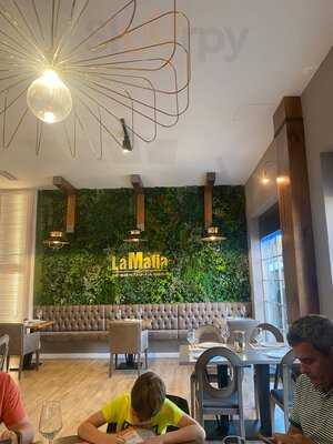 La Mafia Se Sienta A La Mesa Badajoz