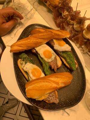 Restaurante Gastrobar Hemeretzi