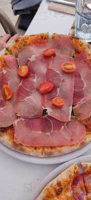 Antre Cocktail Bar / Pizza / Pasta / Steak