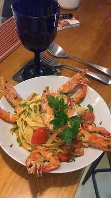 Antre Cocktail Bar / Pizza / Pasta / Steak