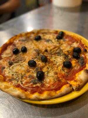 Charcoal - Pizzería - Restaurante