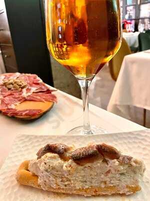 Punto Y Aparte Restaurante