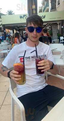 Juniper Gin & Fizz Bar