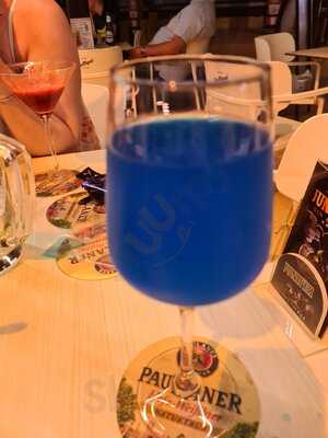 Juniper Gin & Fizz Bar